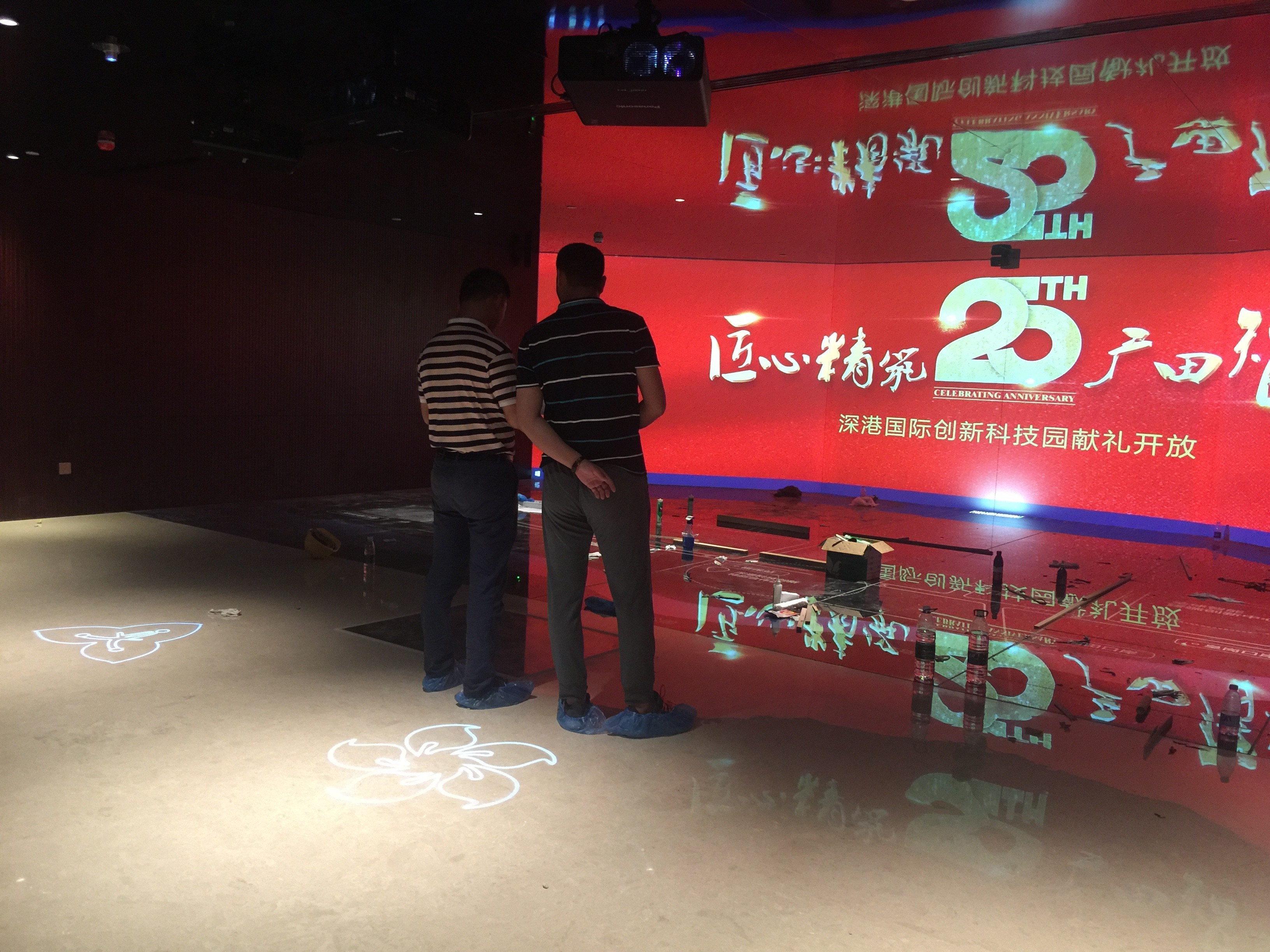 深圳某装饰集团企业展厅