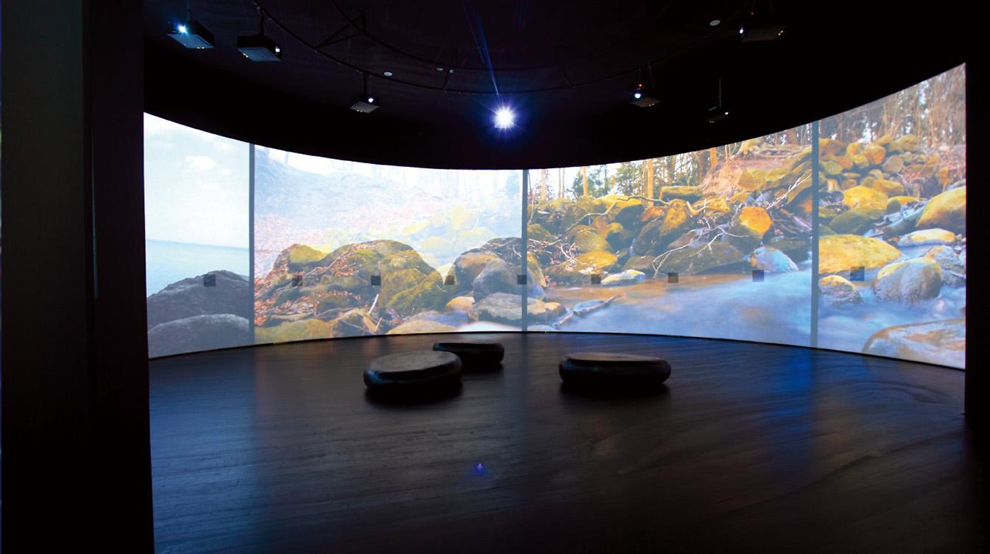 弧幕、环幕影院