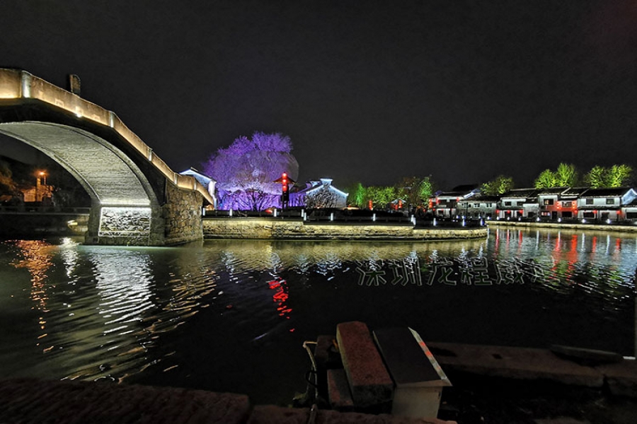 无锡清名桥古运河景区灯光秀